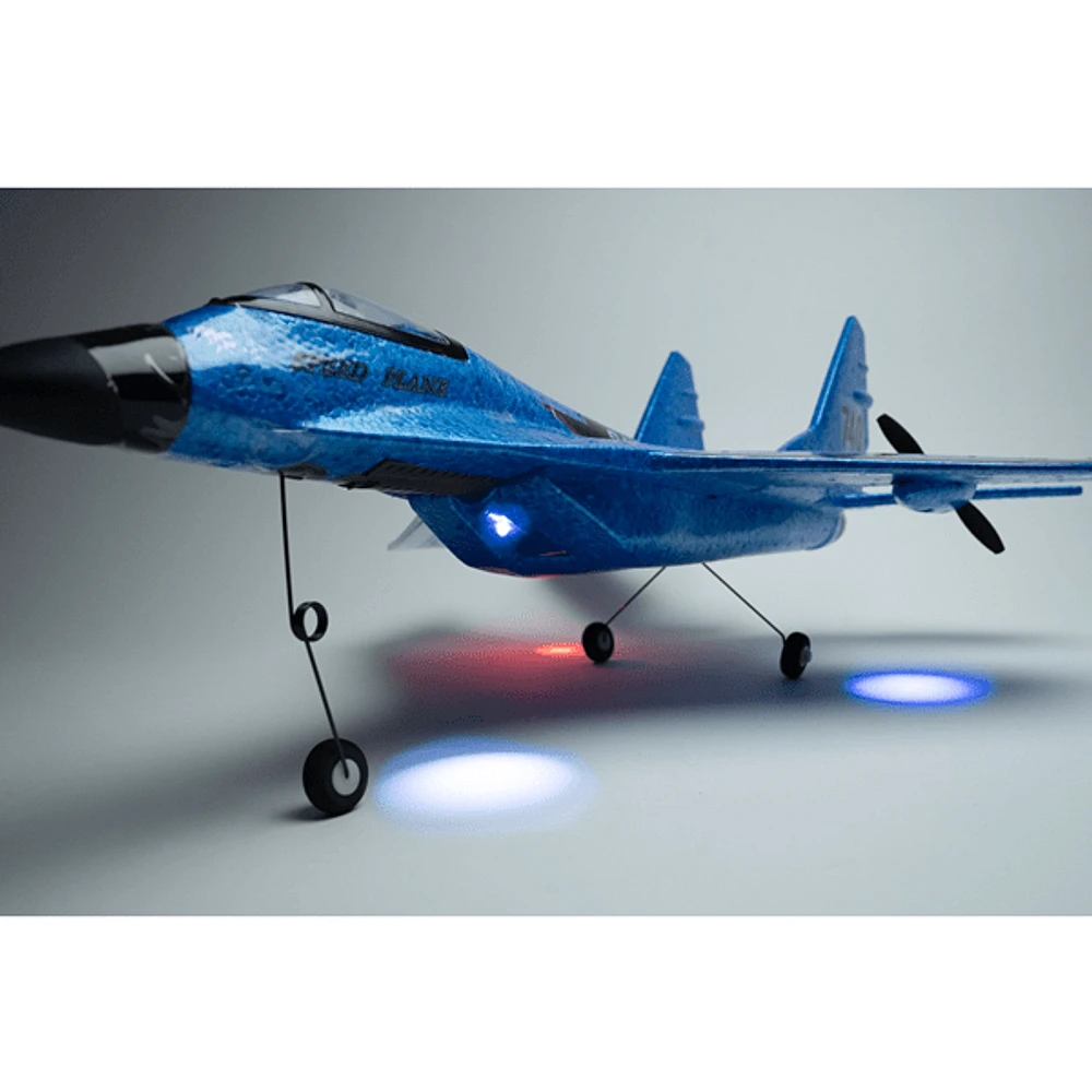 Topwinger: 2.4G Remote Control Fighter Jet with Extra Battery