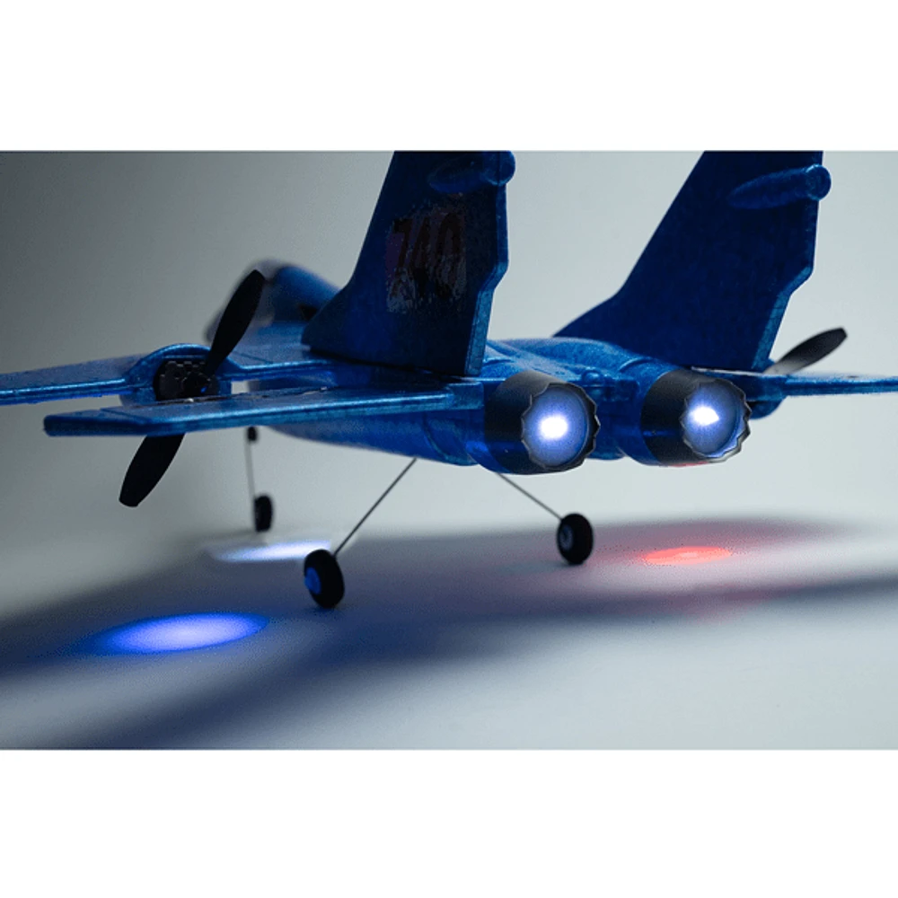 Topwinger: 2.4G Remote Control Fighter Jet with Extra Battery