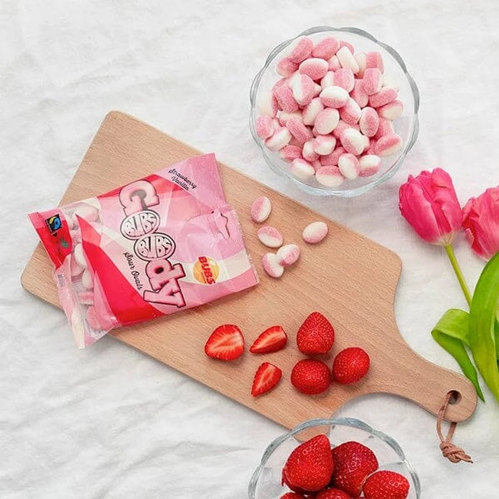 BUBS Godis: Sour Strawberry Vanilla Goody Ovals (90g) Made in Sweden