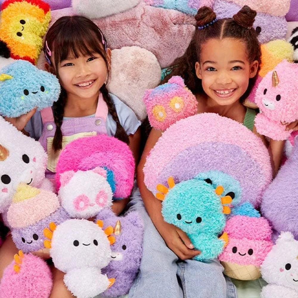 Showcase Fluffie Stuffiez™ Interactive Tactile Fidget Plush Toys