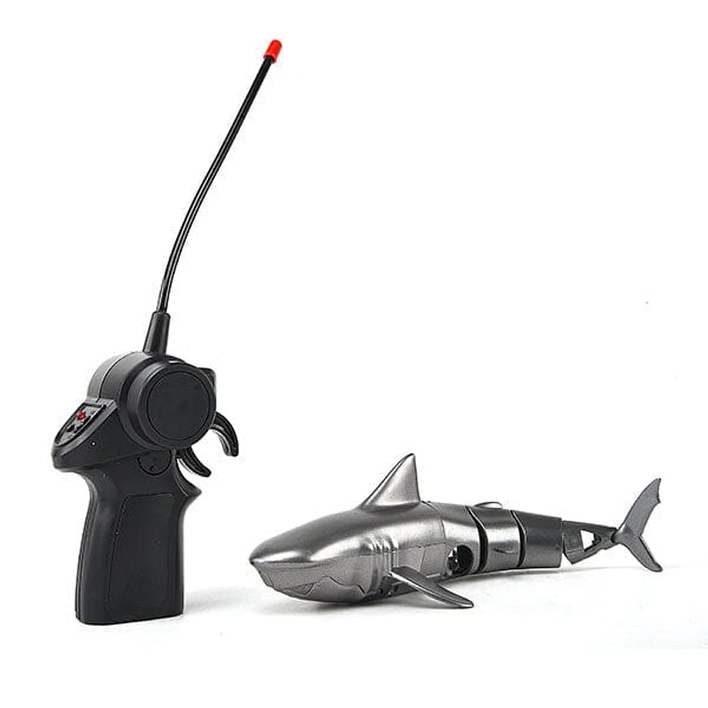 AquaThriller Submersible RC Animatronic Swimming Shark Water Toy (Includes Spare Battery)