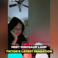 TapLight | LED Colour Changing Dinosaur Lamp
