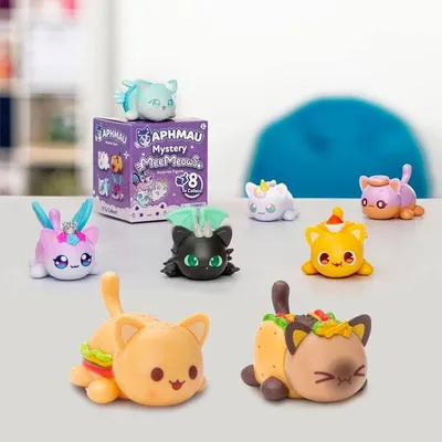 Aphmau MeeMeows Mystery Squishy Figures (One Random Figure)