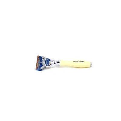 Short Handle Fusion Razor