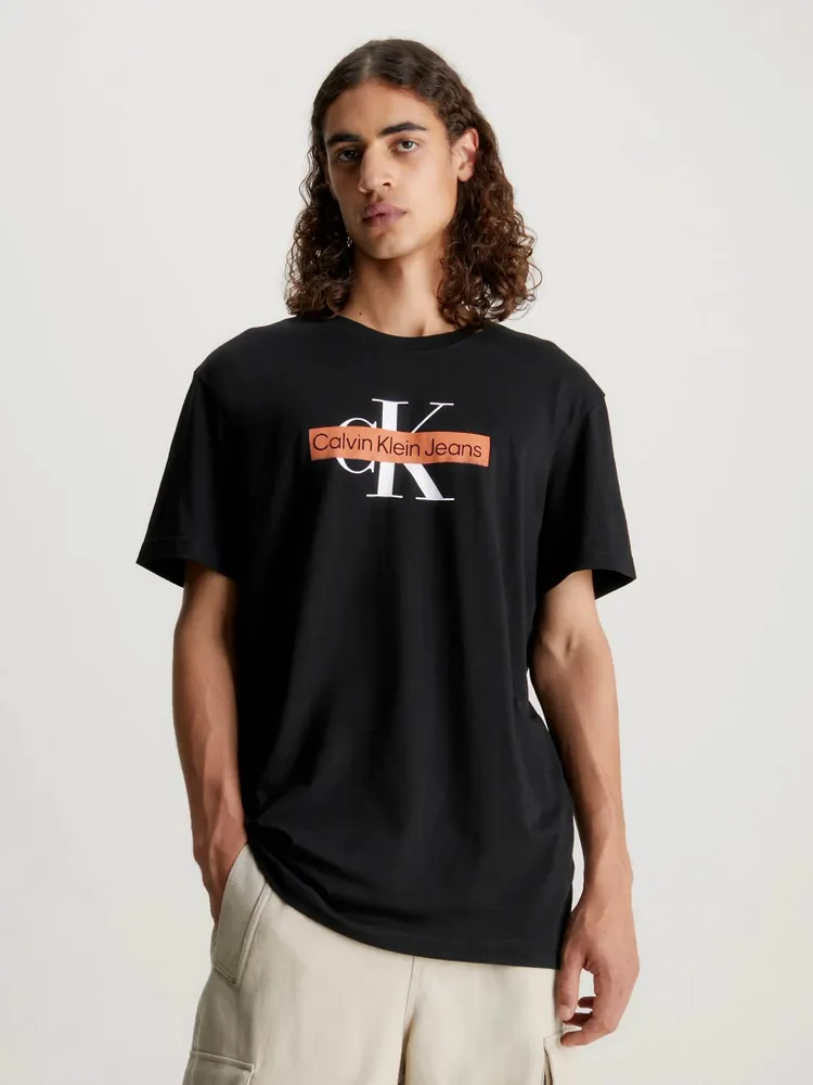 Playera Calvin Klein Estampado Hombre Negro