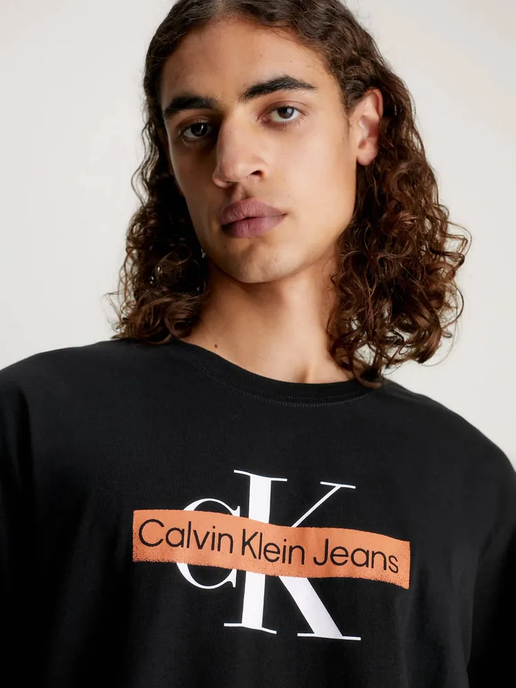 Playera Calvin Klein Estampado Hombre Negro