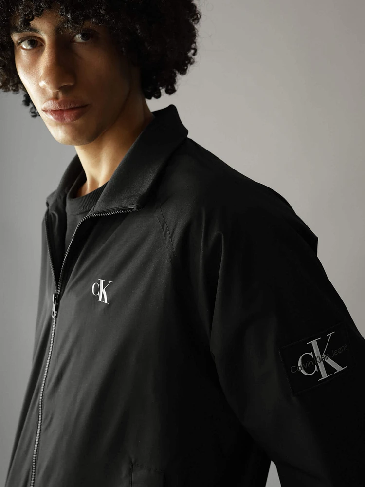 Chamarra Calvin Klein con Logo Hombre Negro