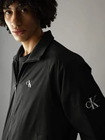 Chamarra Calvin Klein con Logo Hombre Negro