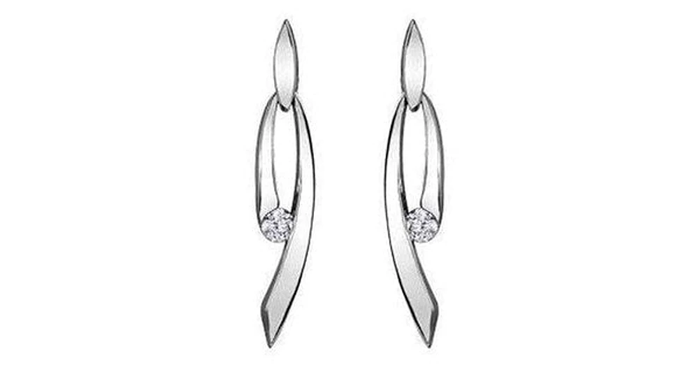 10K White Gold Canadian Diamond (0.10ct T. W) Dangle Earrings