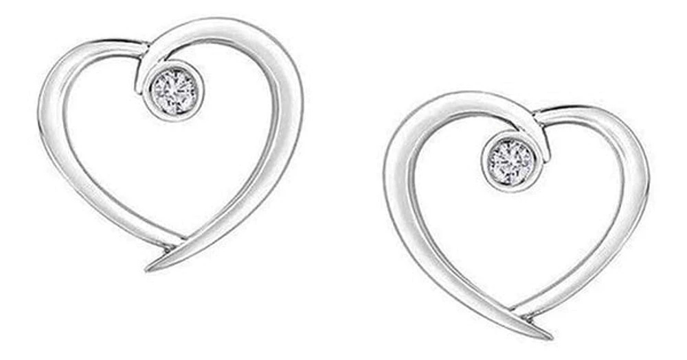 10K White Gold Diamond (0.04 ct. T.W) Heart & Bezel Studs