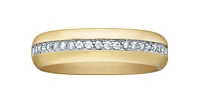 0.25 ct T.W. Diamond Linear Row Yellow Gold Wedding Band