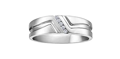 0.05 ct T.W. Five Stone Zig-Zag White Gold Wedding Band