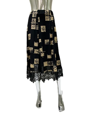 BLACK & BEIGE SKIRT LACY BOTTOM PRINT 210