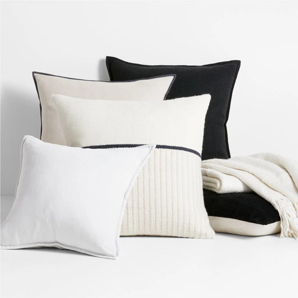 Styles 70"x55" Ivory Throw Blanket