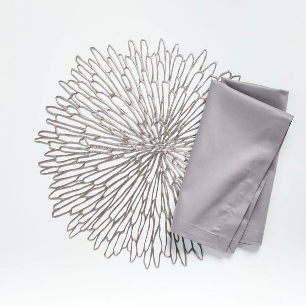 Chilewich ® Bloom Gunmetal Easy-Clean Vinyl Placemat