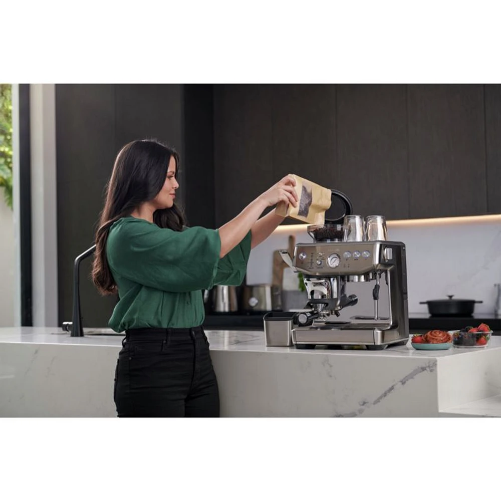 Breville ® Barista Express ® Impress Espresso Machine in Brushed Stainless Steel