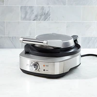 Breville ® No-Mess Waffle™ Round Waffle Maker