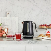 Breville® Smart Kettle™ Luxe in Black Truffle