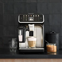 Philips 4400 Series Fully-Automatic Espresso Machine with LatteGo + Iced Coffees