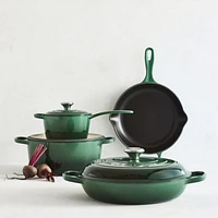 Le Creuset ® Signature 10.25"/26cm Artichaut Green Enameled Cast Iron Skillet