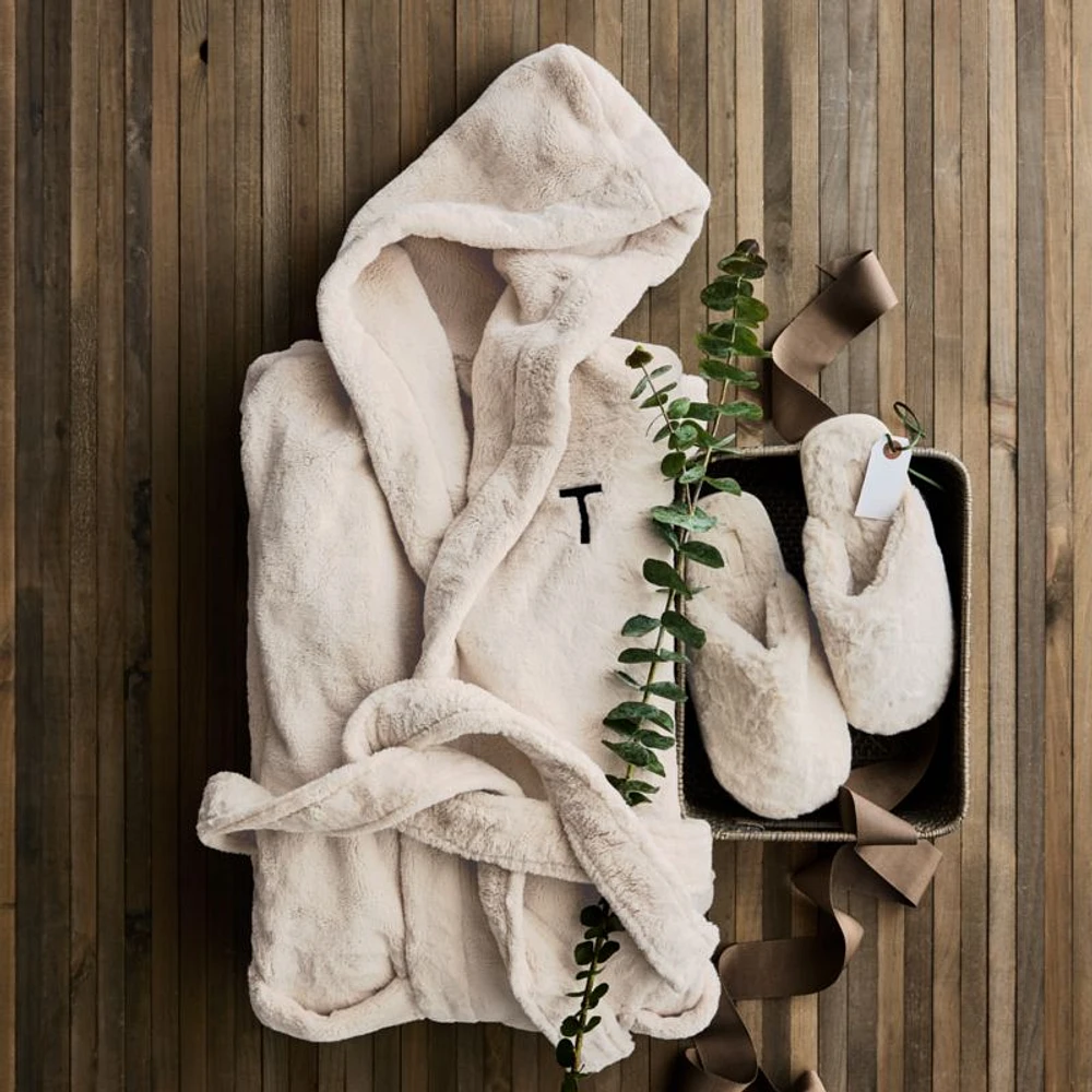 Faux Fur Calm Beige Slippers