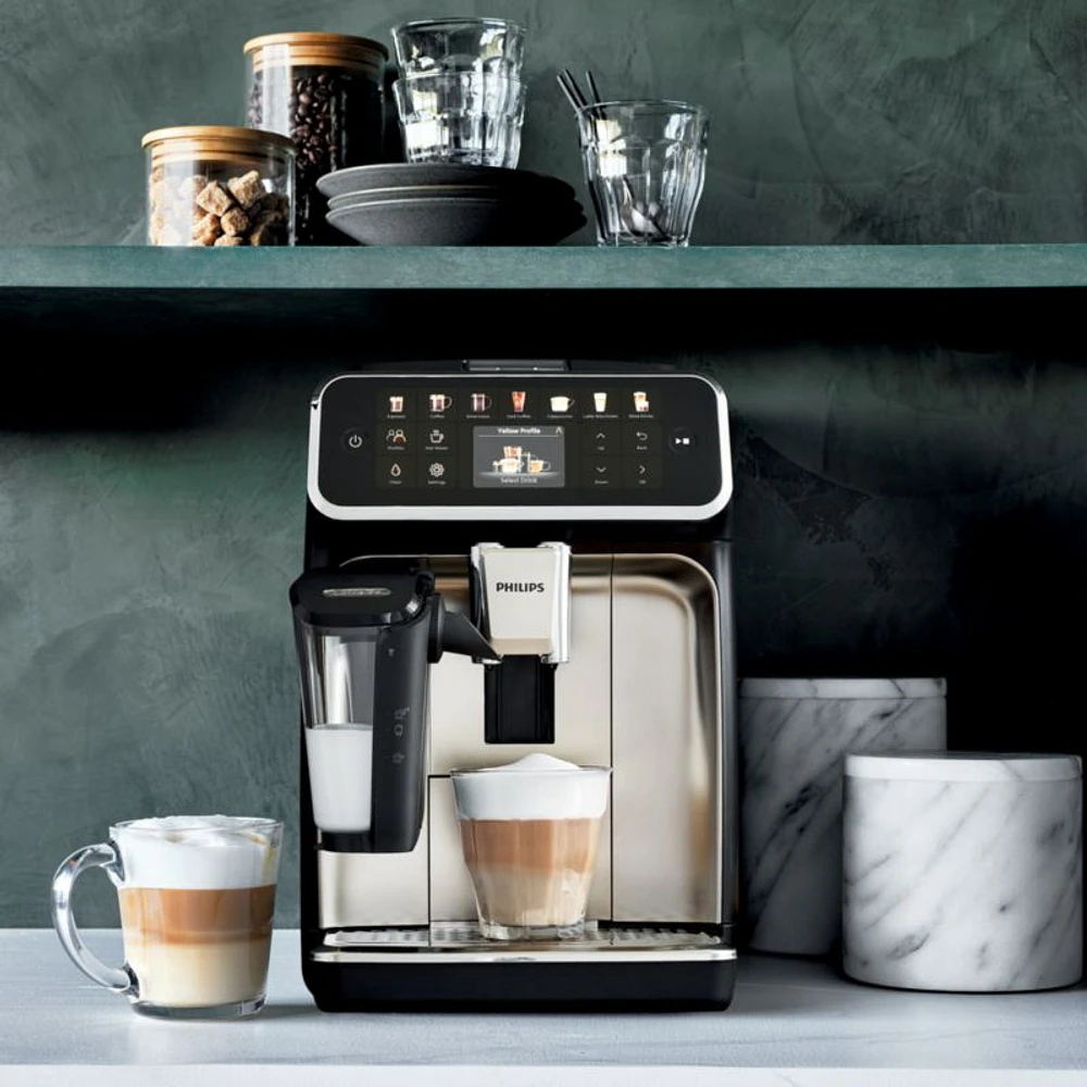 Philips 4400 Series Fully-Automatic Espresso Machine with LatteGo + Iced Coffees