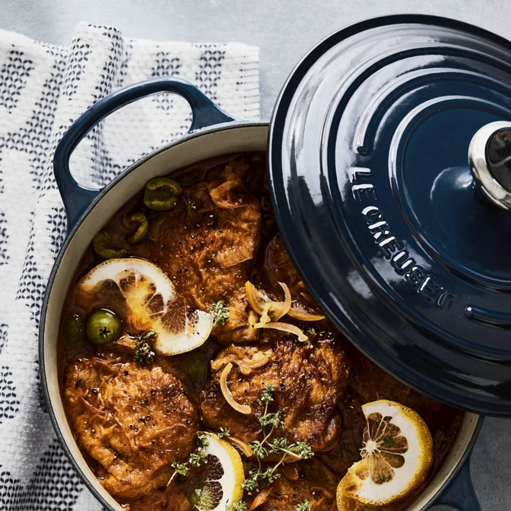 Le Creuset ® Signature 6.7L/7.25-Qt Nuit Enameled Cast Iron Round Dutch Oven