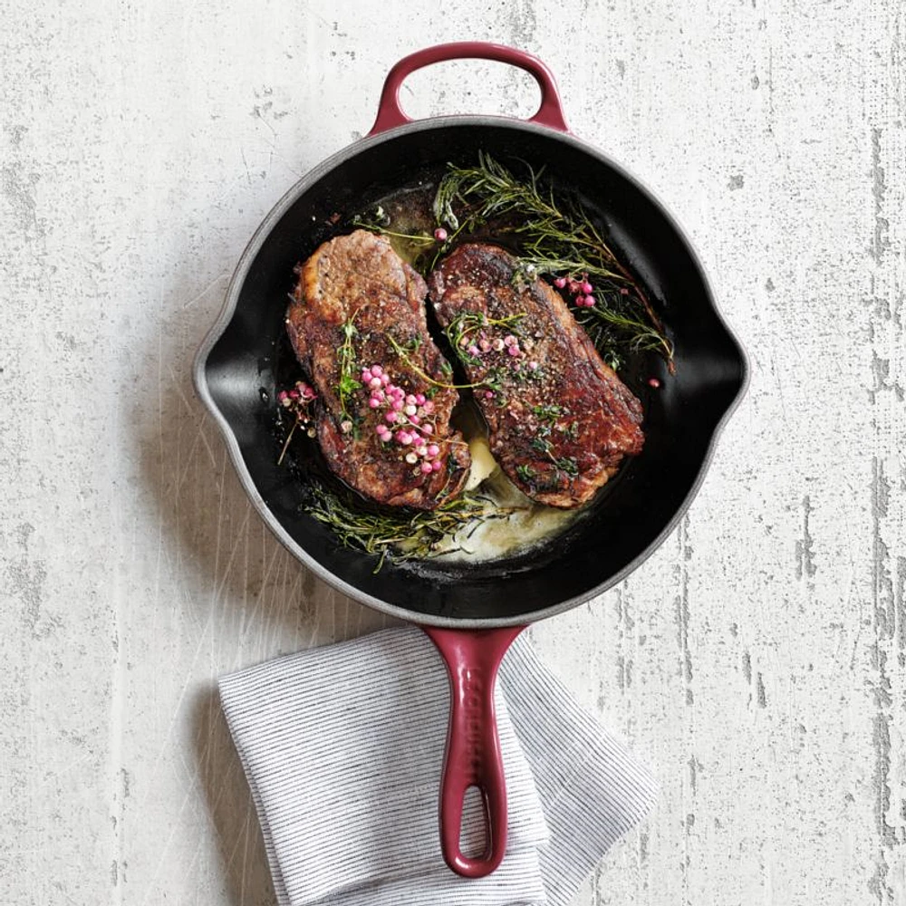 Le Creuset ® Classic 10.25"/26 cm Rhône Enameled Cast Iron Skillet
