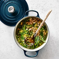 Le Creuset ® Signature 5.3L/5.5-Qt. Nuit Enameled Cast Iron Round Dutch Oven