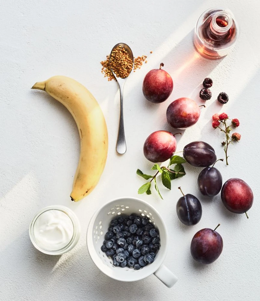 Matte White Berry Colander Mug