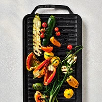 Lodge ® Chef Collection Seasoned Cast Iron Double Burner Reversible Grill/Griddle