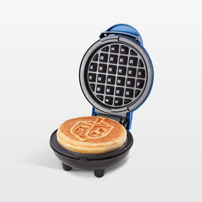 Dash ® Dreidel Mini Waffle Maker