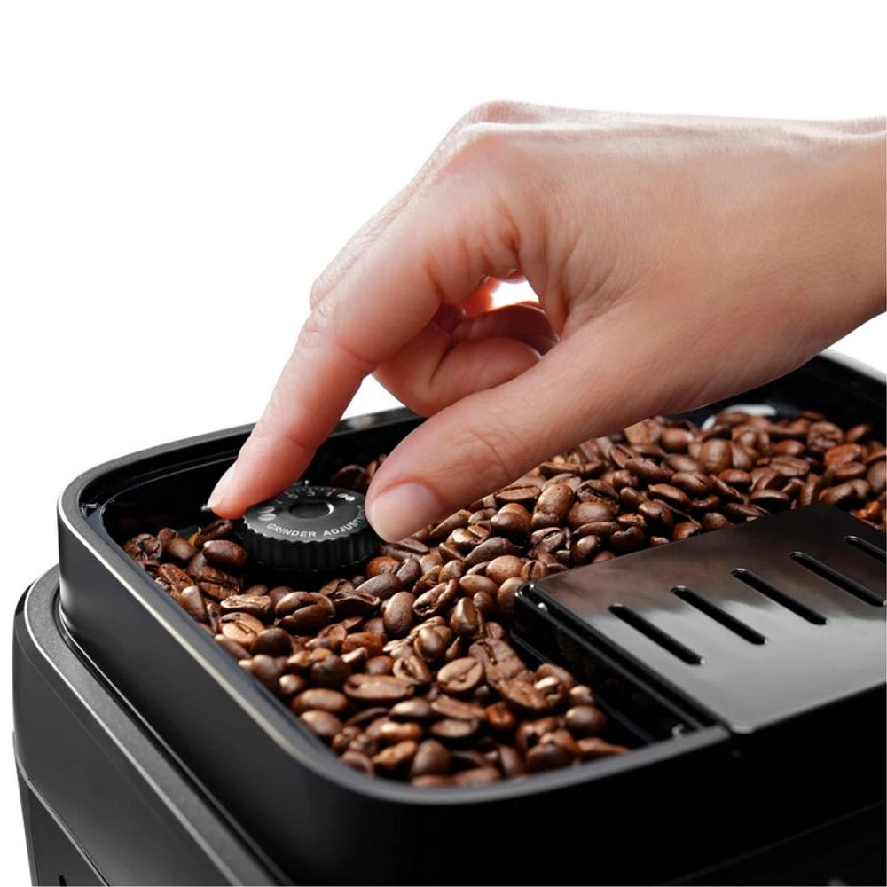 De'Longhi ® Magnifica Evo with LatteCrema ™ Automatic Coffee and Espresso Machine