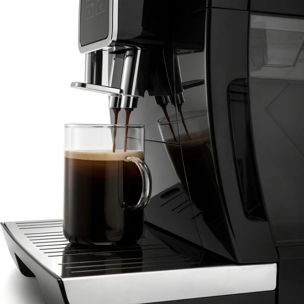 De'Longhi ® Black Dinamica Espresso Machine with Iced Coffee and Manual Milk Frother