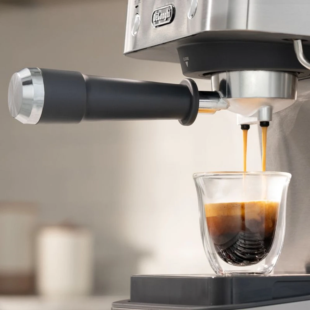 De'Longhi ® Linea Classic Espresso Machine