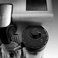 De'Longhi ® Nespresso ® Lattissima Pro Espresso Maker
