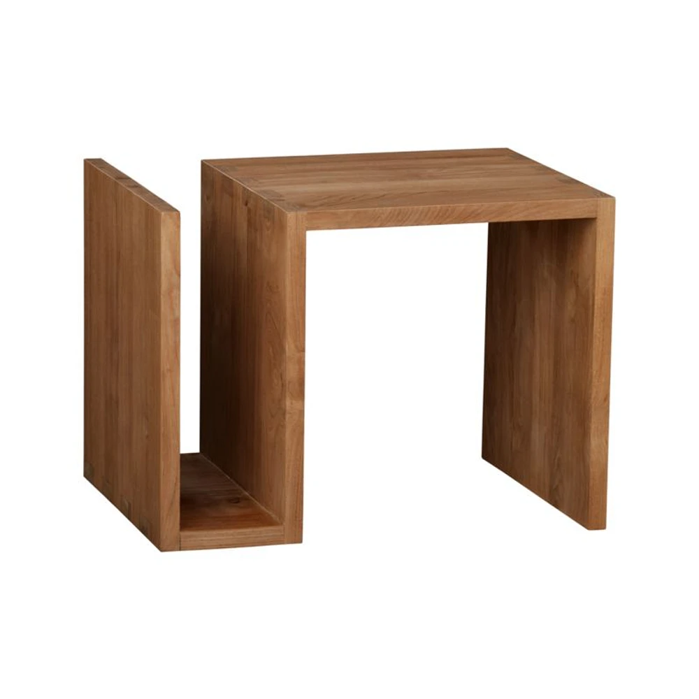 Entu Side Table