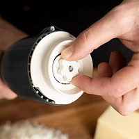 FinaMill Black Rechargeable Spice Grinder and Tray