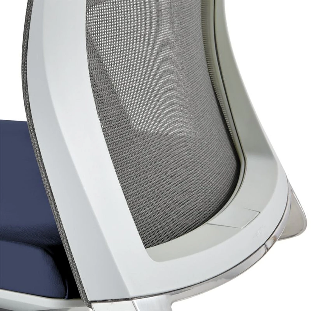 Haworth® Very® Mesh Pacific Desk Chair