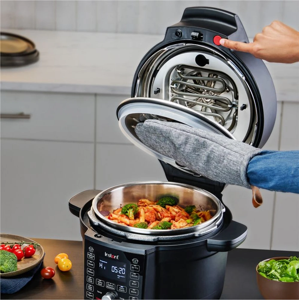 Instant Pot® 6.5-Quart Duo Crisp™ Pressure Cooker Basket Air Fryer with Ultimate Lid