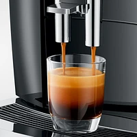 JURA ® E8 Piano Black Espresso Machine