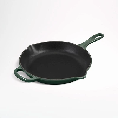 Le Creuset ® Signature 10.25"/26cm Artichaut Green Enameled Cast Iron Skillet