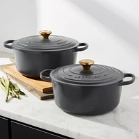 Le Creuset ® Signature 7.25-Qt. Graphite Grey Enameled Cast Iron Dutch Oven