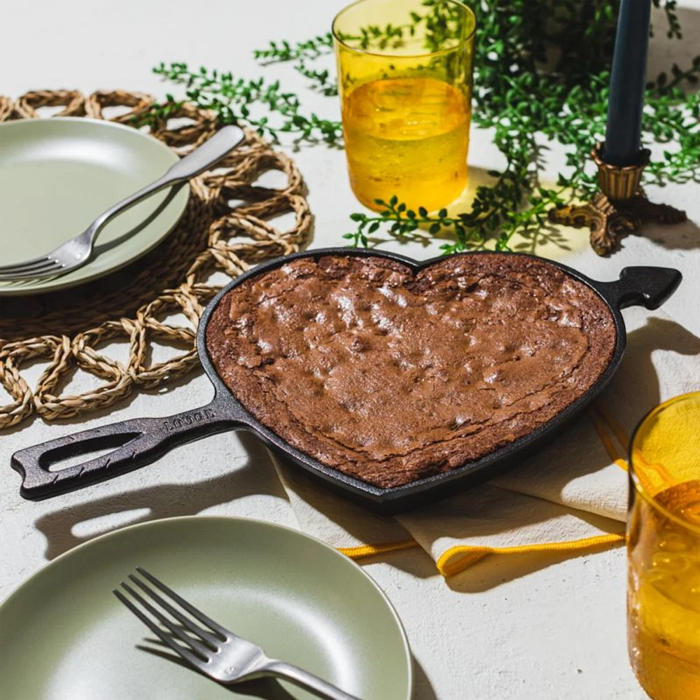 Lodge 9" Heart Cast Iron Skillet