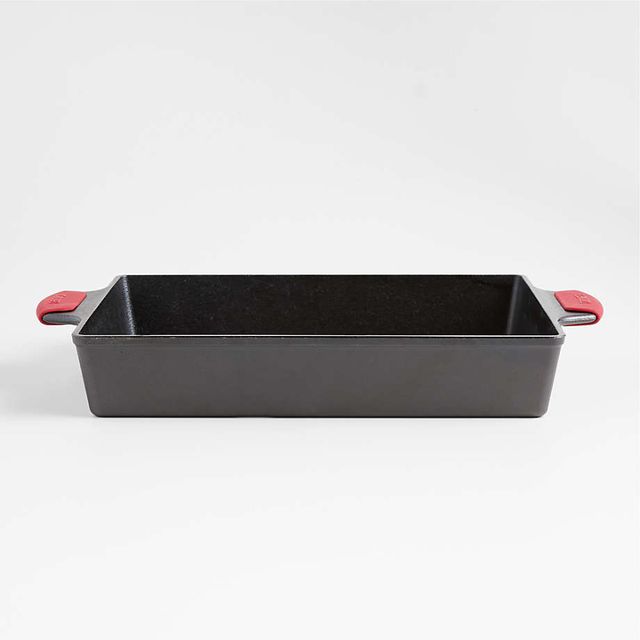 Lodge ® Cast Iron 9"x13" Casserole Dish with Silicone Grip