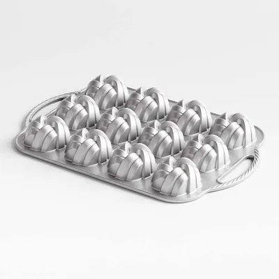 Nordic Ware 75th Anniversary Braided Mini Bundt Cake Pan