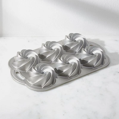 Nordic Ware Heritage Mini Bundt Cake Pan