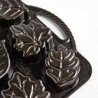 Nordic Ware ® Leaflettes Cakelet Pan