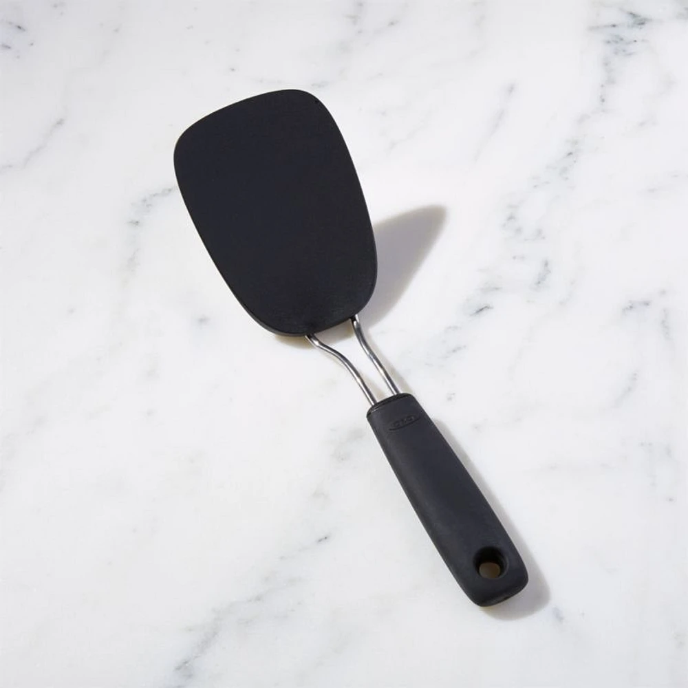 OXO ® Black Flexible Turner Spatula