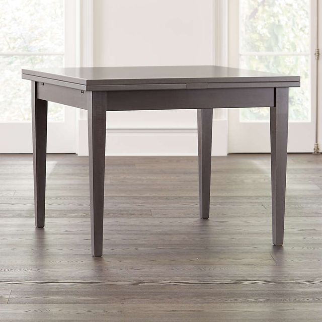 Plurimo square transformable table